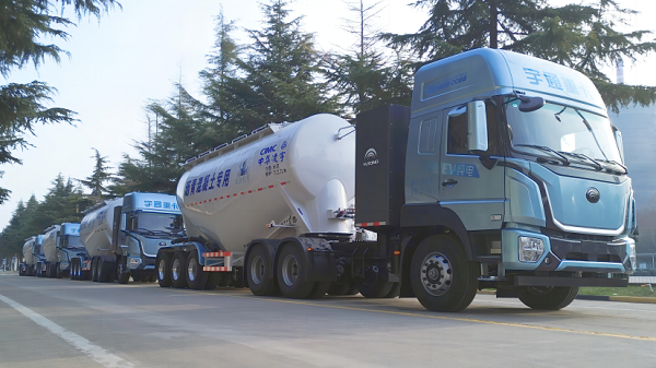 【發(fā)車新聞】邀雪稱慶，順問冬安！無懼嚴寒的“小白罐”暖心交付！