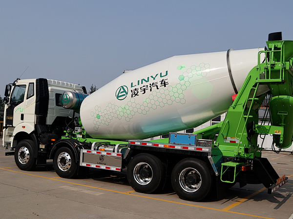 【2022“超虎想象”】凌宇全新智能攪拌車，震撼出場！